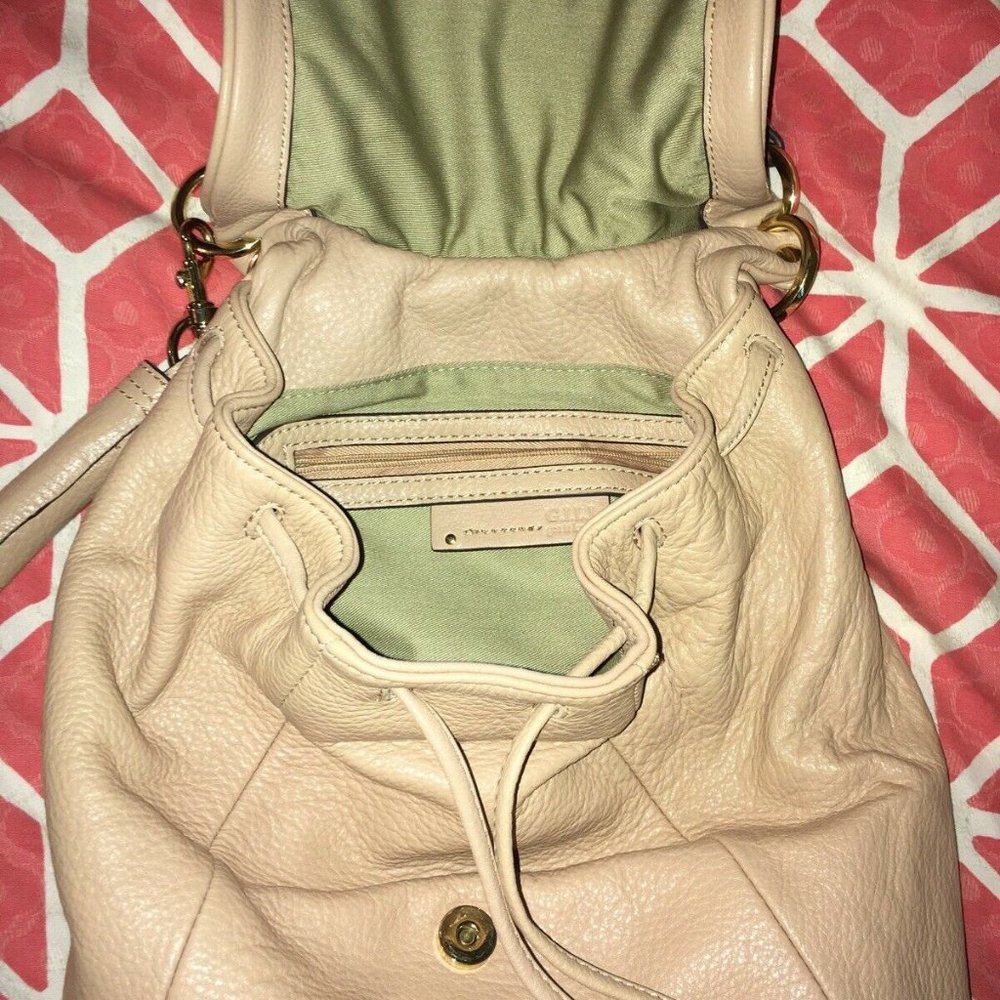 G.I.L.I (QVC) Beige Soft Pebble Leather Handbag - Picture 8 of 11